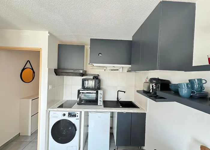 Studio dans résidence avec piscine et tennis