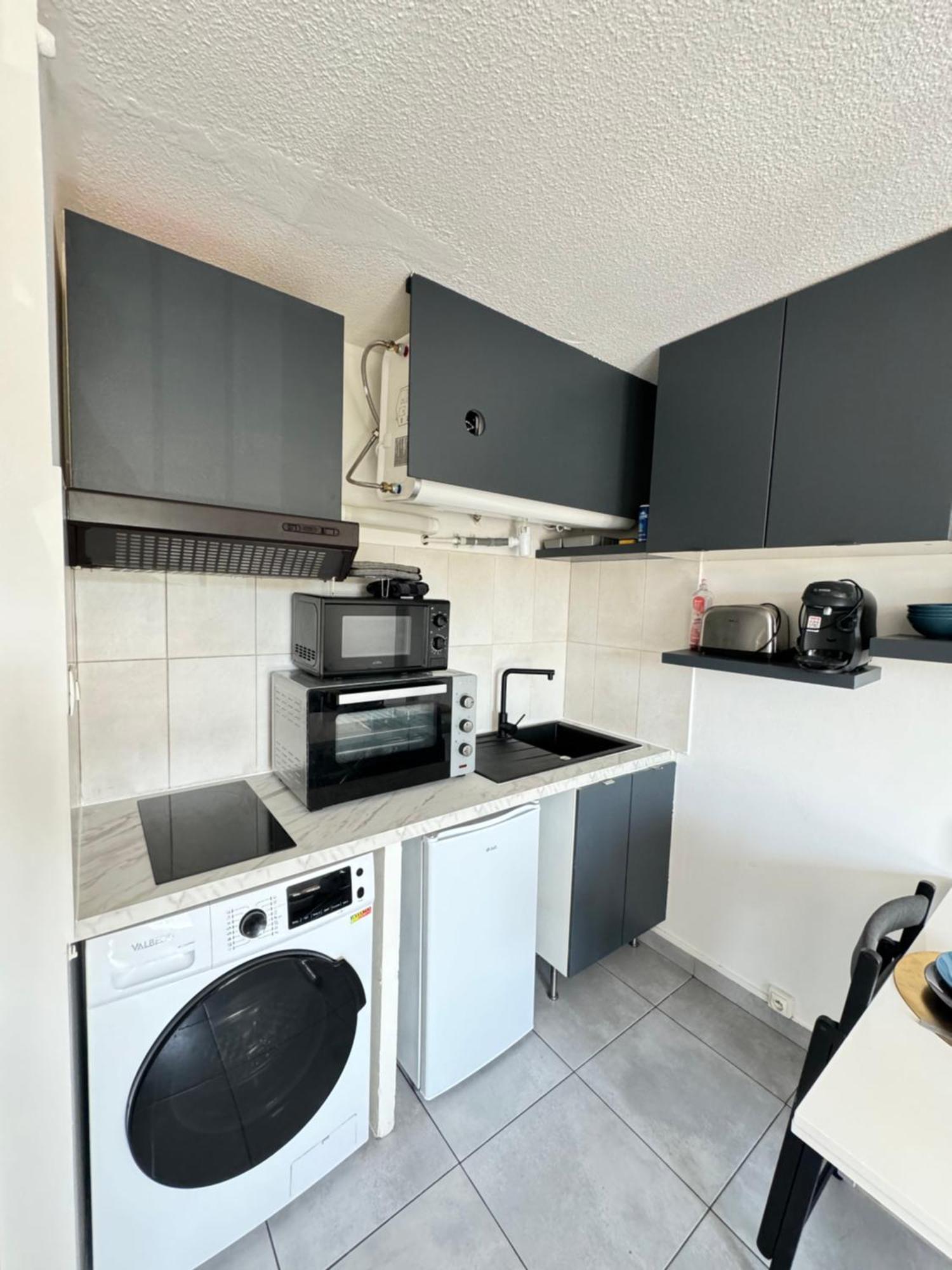 Appartement Dans Résidence Avec Piscine Et Tennis